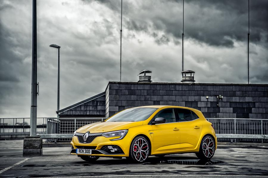  Renault Megane R.S. 300 Trophy 2019 года  (UK) (фото 37 из 40)